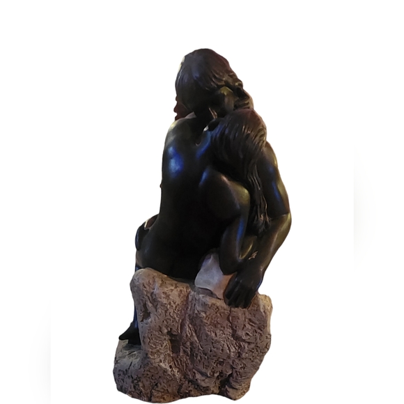 The Kiss Rodin Statue - Picture 7 of 10